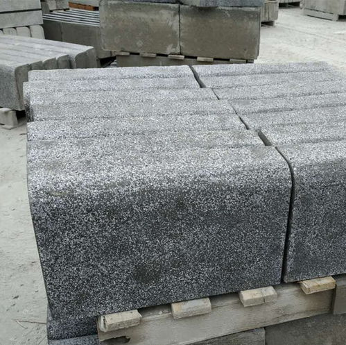 广州花都水泥路沿石尺寸详解与混凝土制品应用